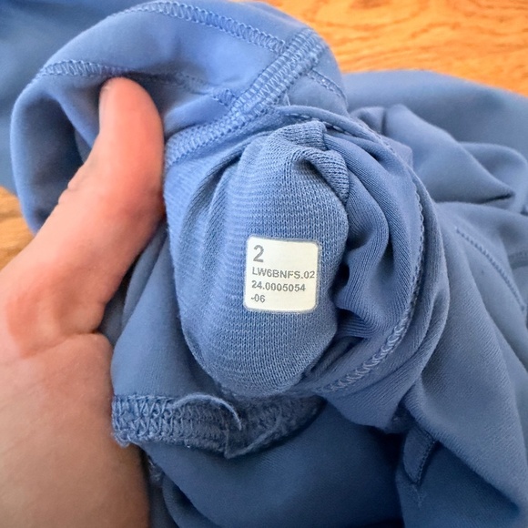 Lululemon Wunder Train High-Rise Crop 23" in Oasis Blue (Size 2) - Picture 7 of 9